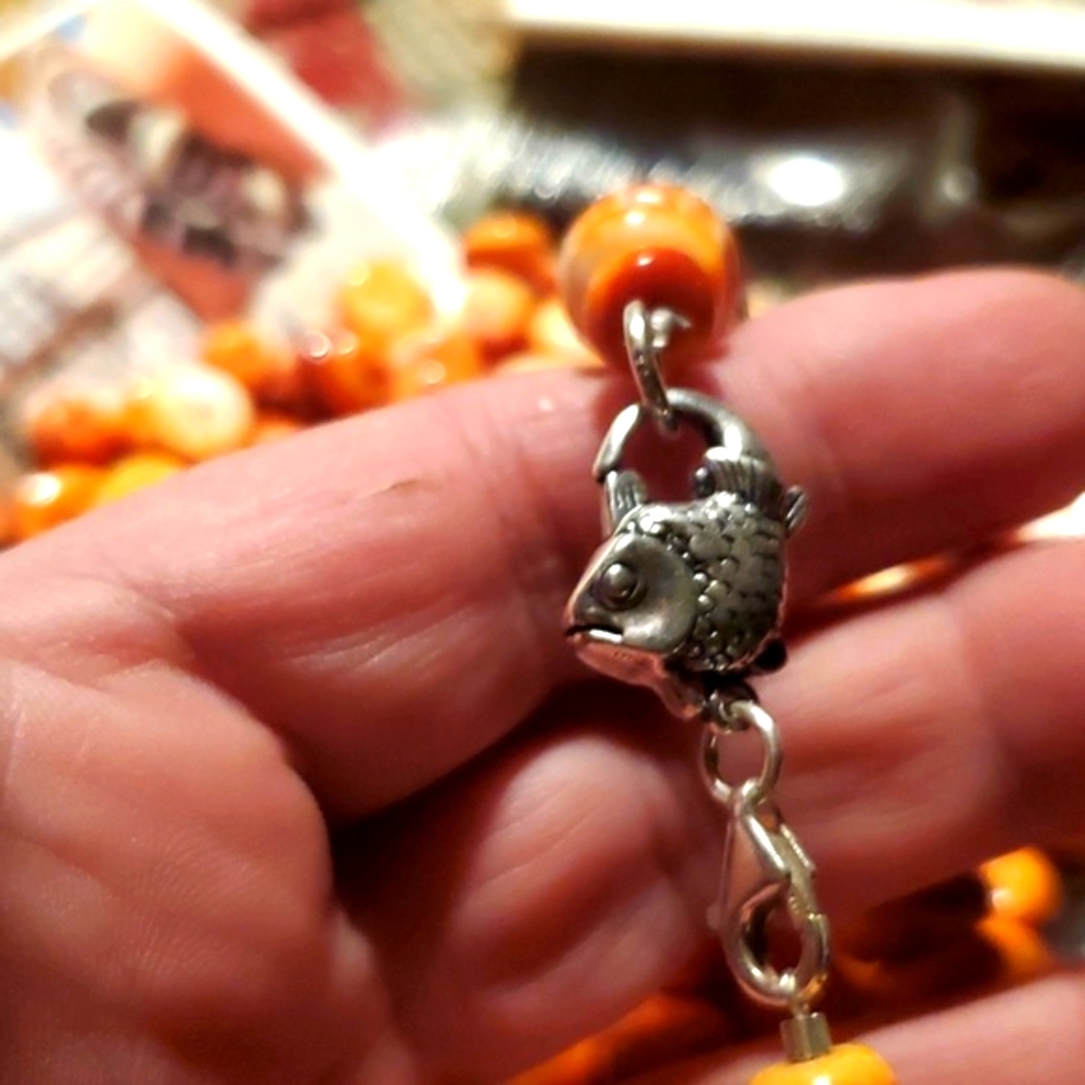 💥SOLD💥NewSpiny Oyster&999 Sterling Silver Fish Beads,3 Chain Sterling Bracelet - Picture 2 of 6